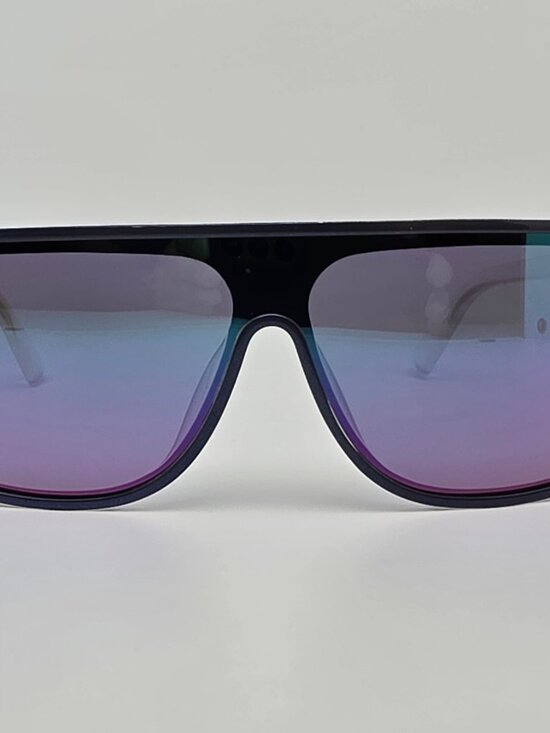 Blenders Sifi Discomania Iridescent Blue Polarized Lavender Mirror Sunglasses main image 9